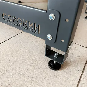 верстак standart с металлической столешницей из массива и траверсами для хранения колёс